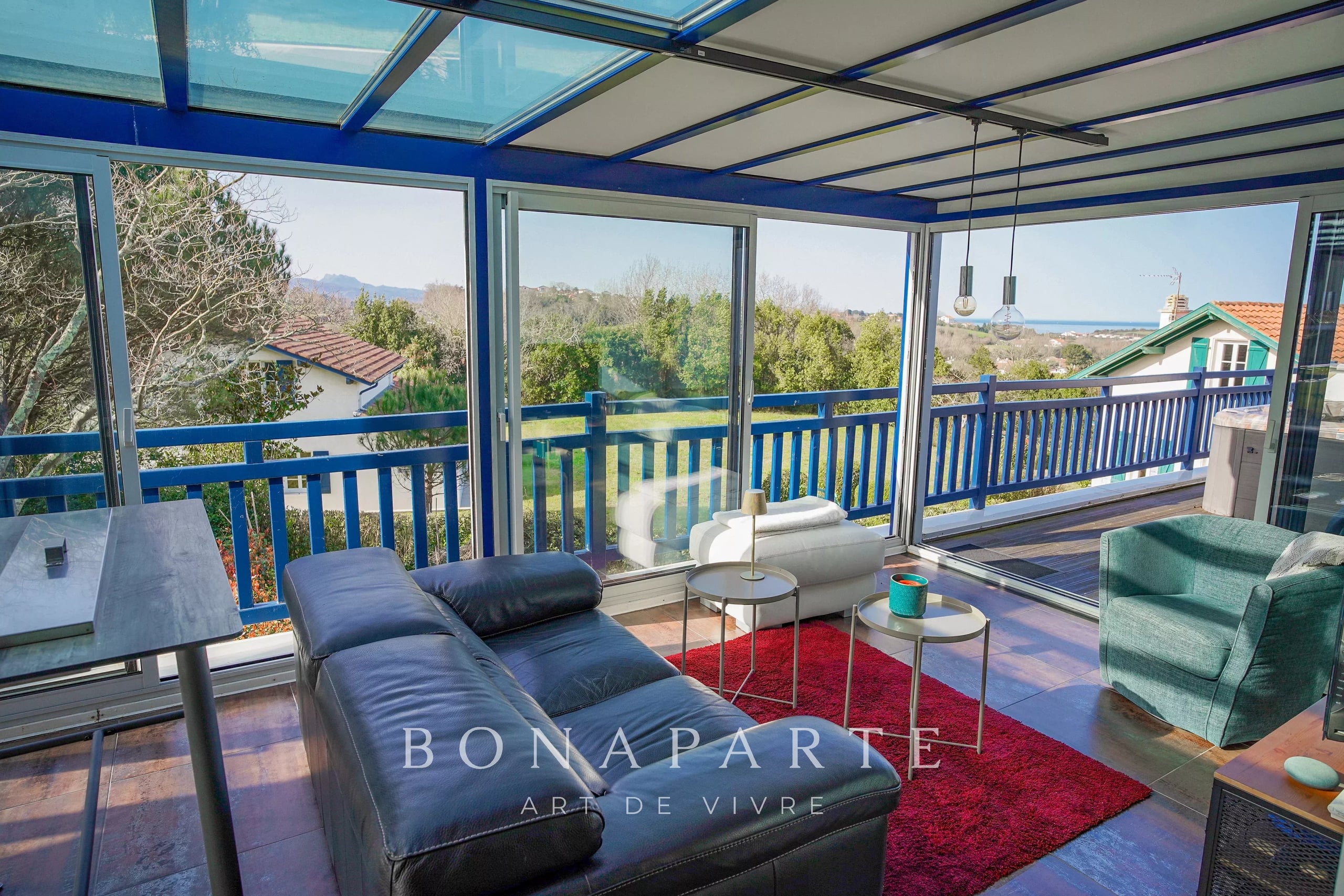 APPARTEMENT DE 134m² / 3 CHAMBRES - VUE MER, RHUNE ET TROIS COURONNES