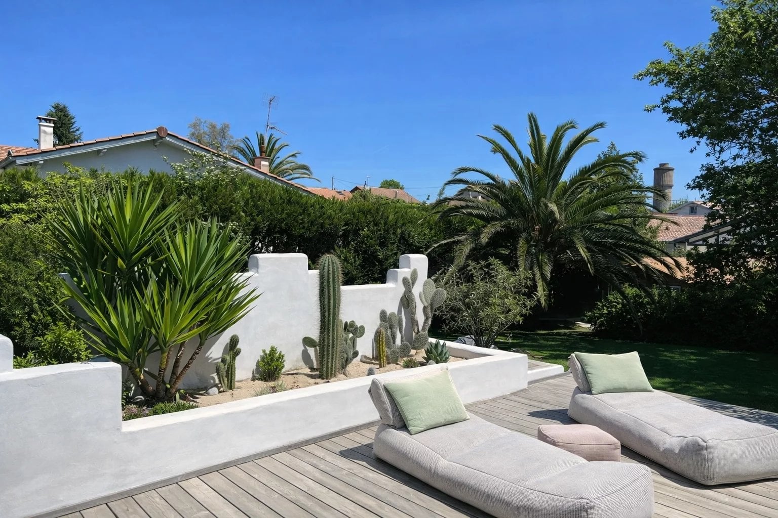 BIARRITZ - HOUSE WITH POOL
