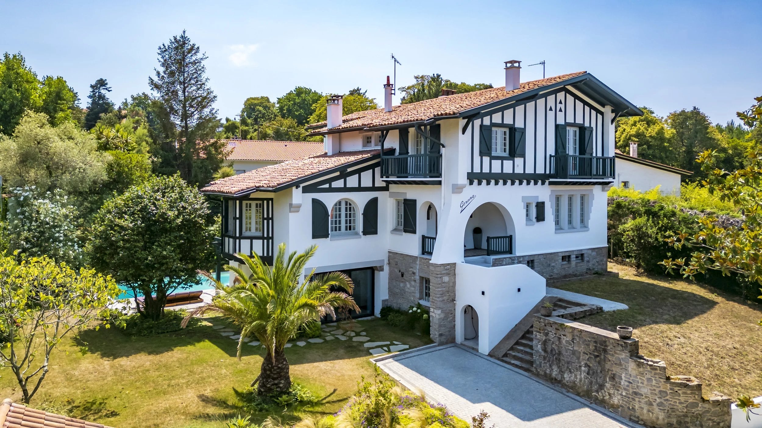 BIARRITZ / PARC D'HIVER - LUXURY HOME BUILT IN 1929